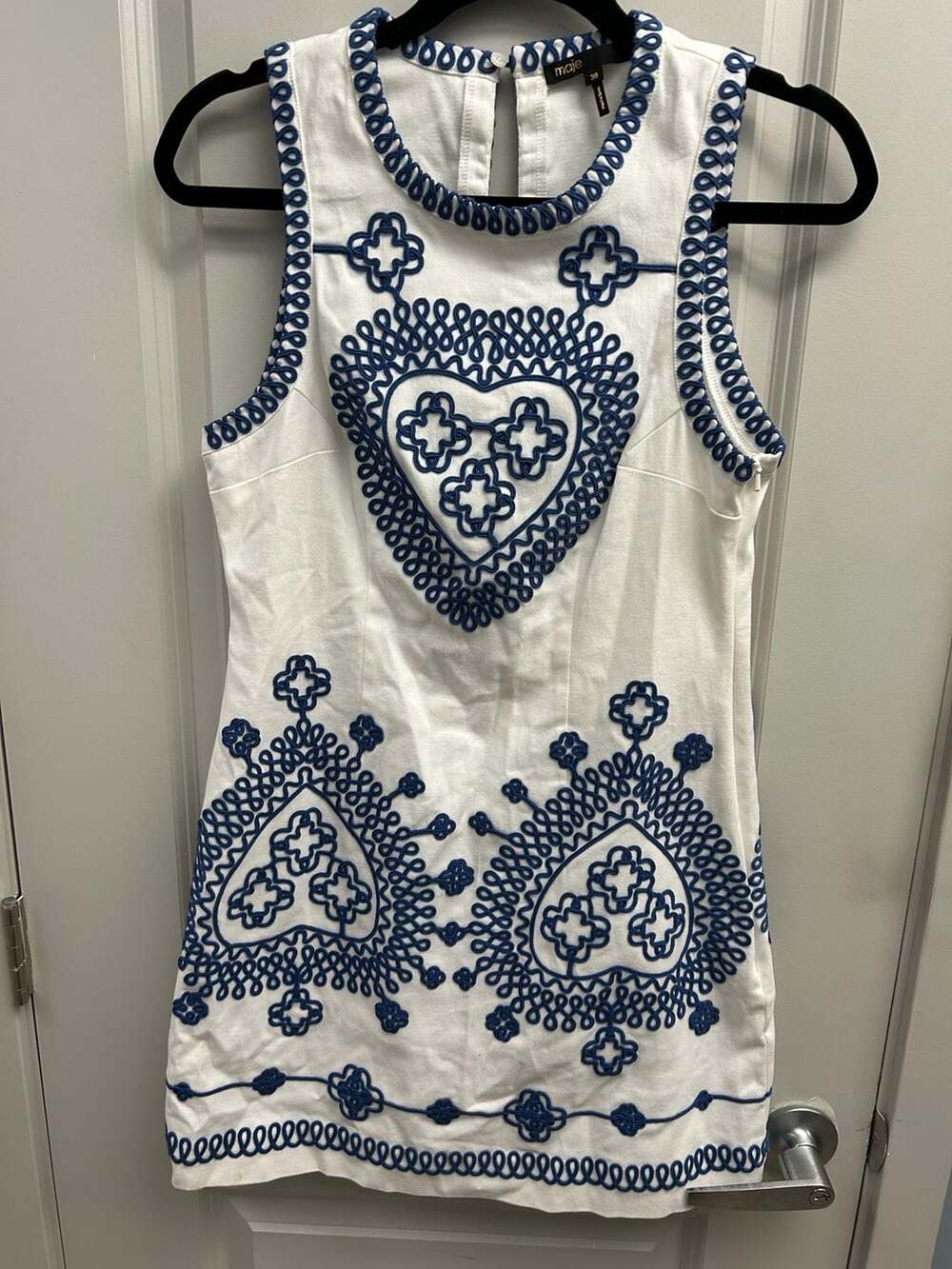 Maje Embroidered Sleeveless Stretch-Cotton Mini Dress in White and Blue Size 38